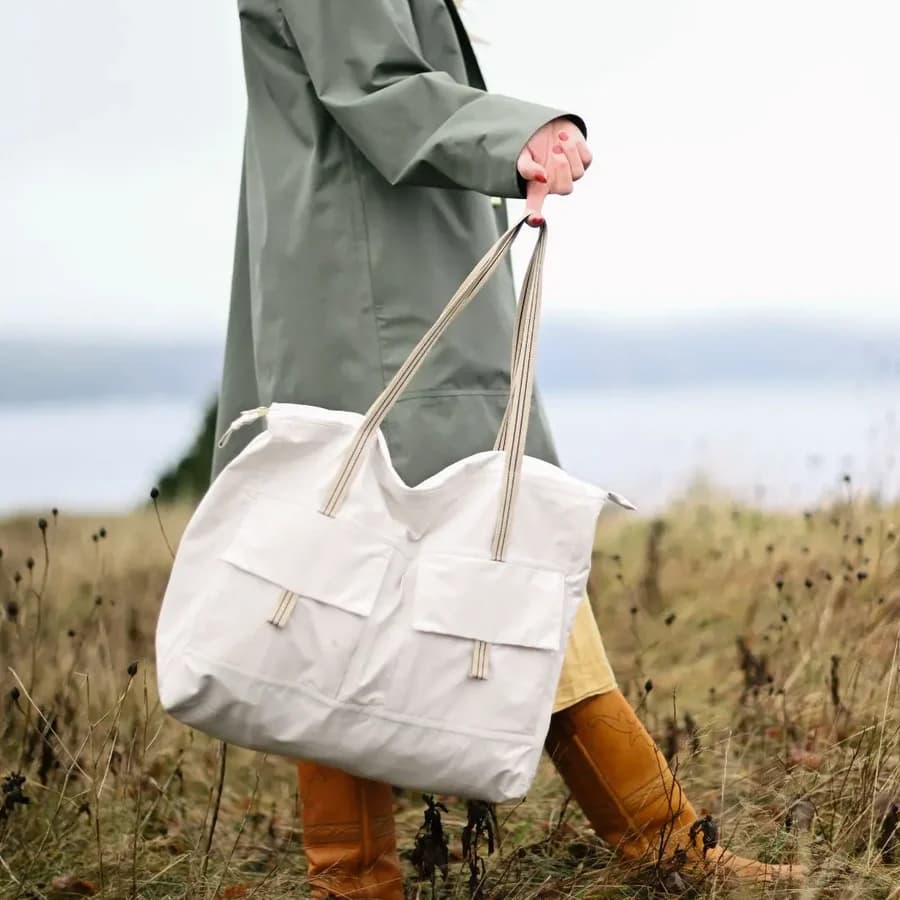 Waterproof Day Tote 3