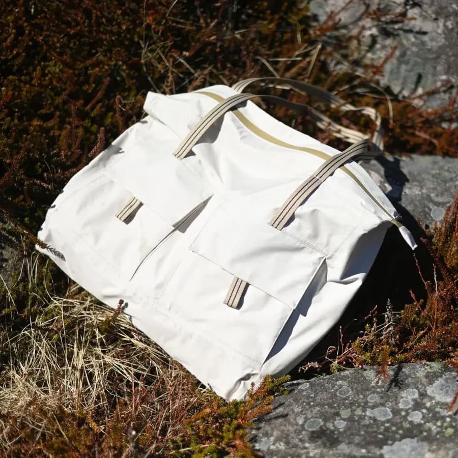 Waterproof Day Tote 4